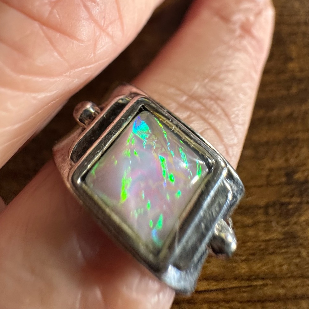 Elegant Silvertone Opal Ring